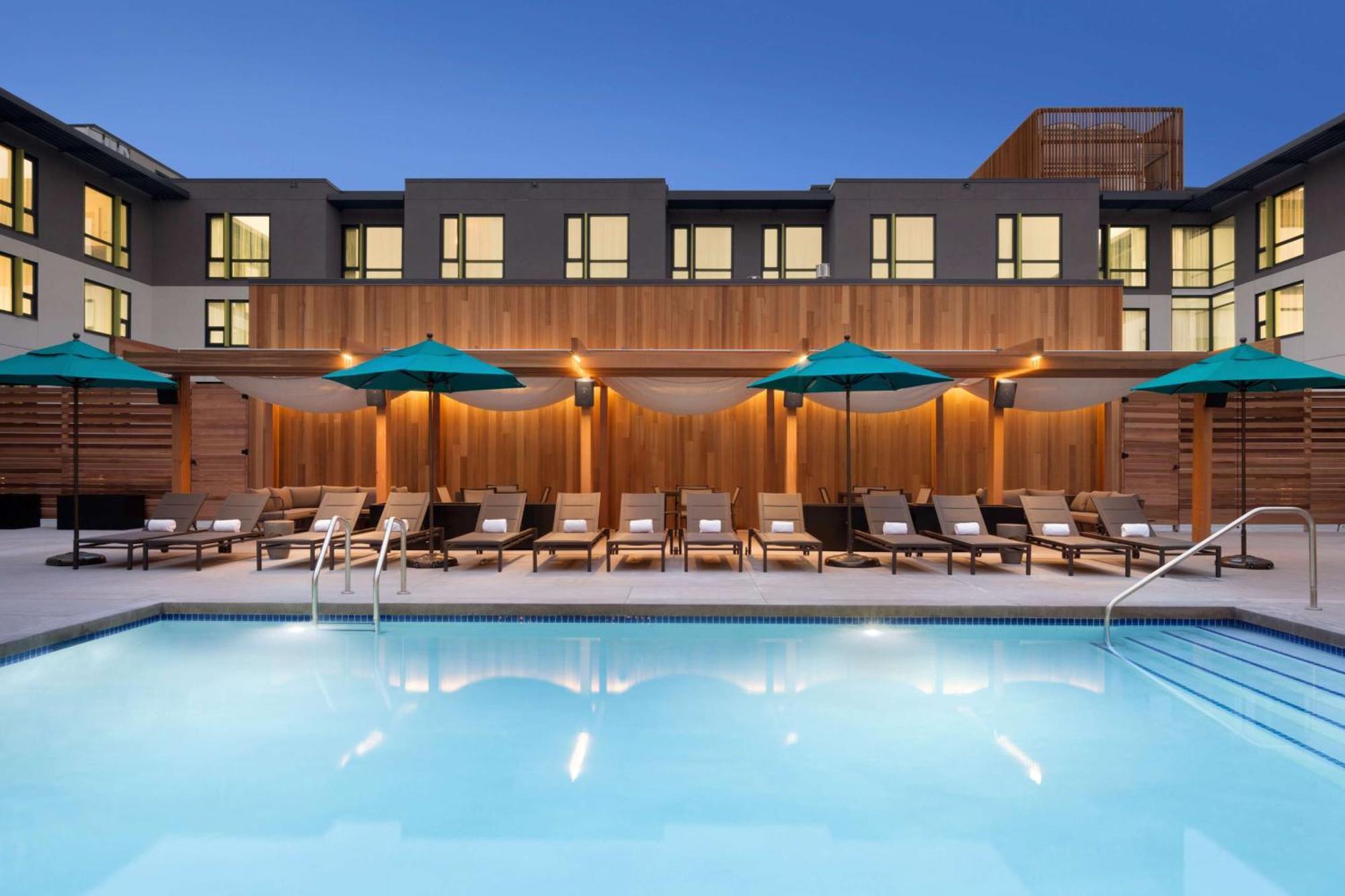 Hilton Garden Inn Boulder Exterior foto